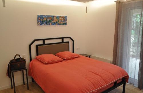 Malbosc Bed & Breakfast | Chambres d'hôtes sous l'olivier