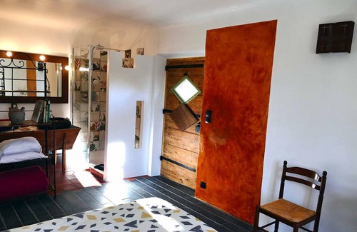 Niozelles Bed & Breakfast | Chambres d'hotes A l'Ombre du Saule