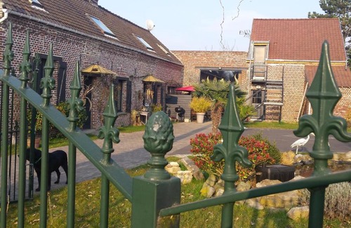 Vicq Bed & Breakfast | chambres d hotes ,hotel ,Secret d'une Nuit a vicq prės de onnaing,avec piscine