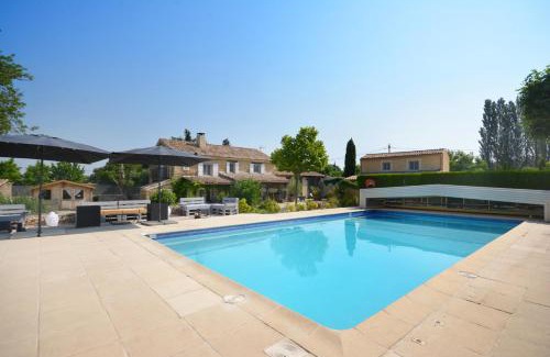Orange Bed & Breakfast | chambres d hotes Le Mas Julien piscine chauffée adult only
