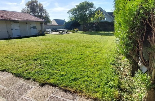 Witry-les-Reims Bed & Breakfast | Chambres de Charme Dans un Écrin de Verdure. Bienvenue au Clos des Amis !
