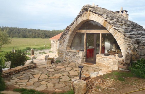 Mostuejouls Bed & Breakfast | chambres du Domaine de Bombes