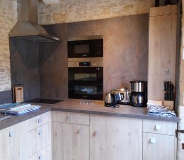 Crepon Apartment | Chambres Résidentielles avec cuisine au Manoir de Mathan à Crépon 5 mn D'Arromanches et 10 mn de Bayeux