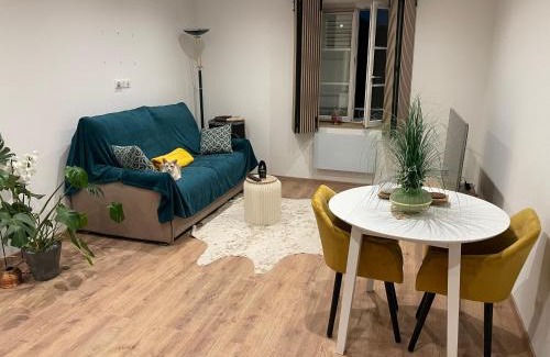 Hoffen Apartment | chambresdusoleil