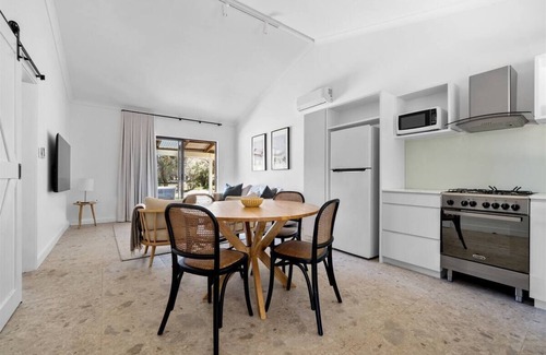 Margaret River House | ChambrxE9 Estate Malbec - experience elegant luxury