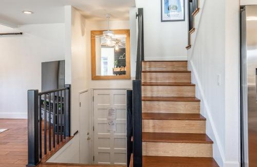 Mammoth Lakes House | Chamonix 24 is a 2bed plus loft 3 bath Upgraded Canyon Ldge Nearly Ski in Ski Out Sleeps 8