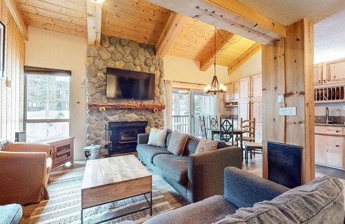 Mammoth Lakes Condo | Chamonix #64 (3-Bedroom Condo) with Pool - Pets Allowed by RedAwning