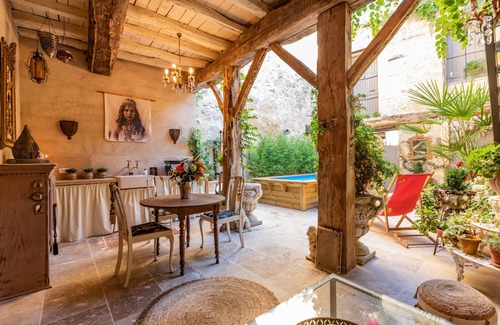 Condom House | Champagne House * - Luxury & charming oasis with pool