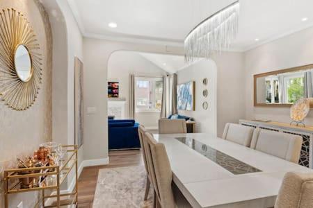 Hillcrest House | Champagne Taste by Cardo - Luxury Home and Parking