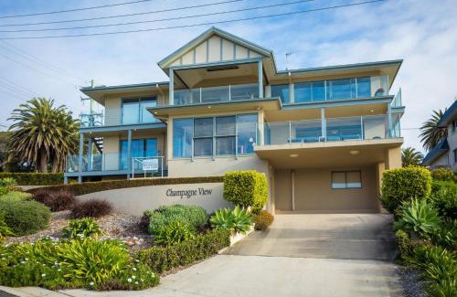 Narooma House | Champagne Views