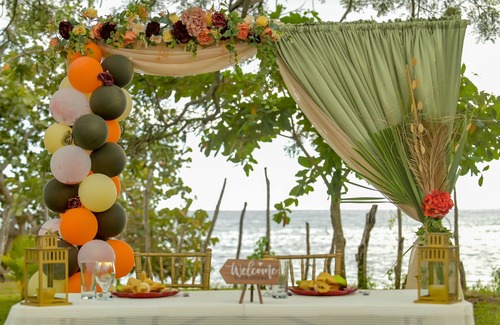 Whitehouse Villa | Champagne Villa
