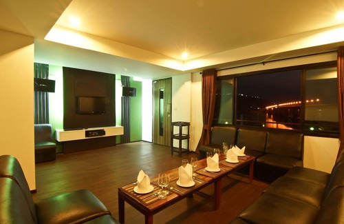 Pakse Hotel | Champasak Grand Hotel