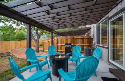 West Colorado Springs Apartment | Champion Estate Epic Game Room Fire Pits & Views