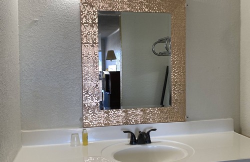 Amistad National Recreational Area Hotel | Champions Inn