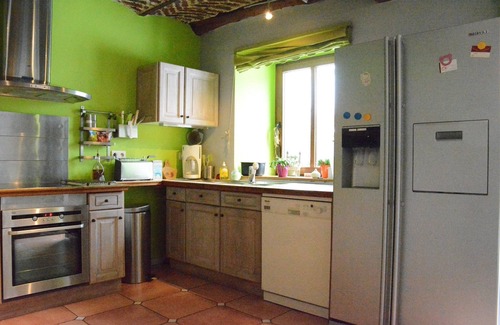 Champlon House | Champlon Villa near Forest