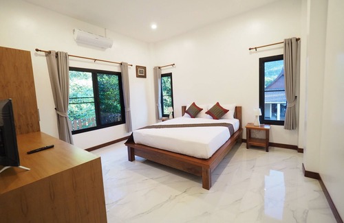 Nong Thale House | Chanapha Residence