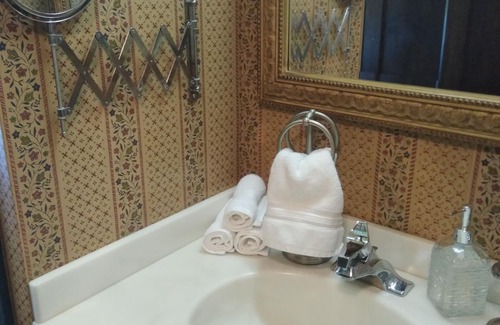 Snow Hill Bed & Breakfast | Chanceford Hall Bed & Breakfast - The Conway