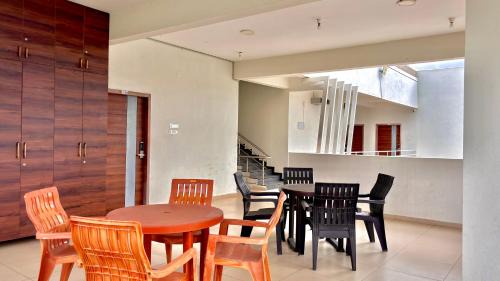 Gangavathi Hotel | Chandana green view resort Hampi