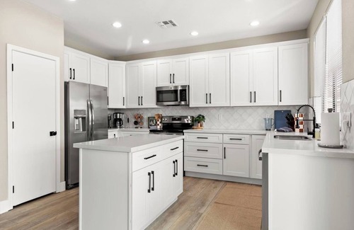 Chandler House | Chandler Escape w/Pool Heat, Golf & Kid-Friendly