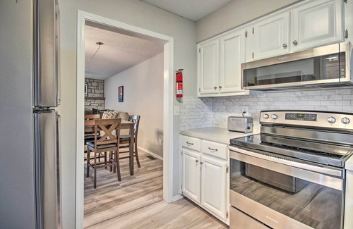 Bella Vista House | Chandler Ln Adventure Townhome at Bella Vista - Dog Friendly - 200Mgps