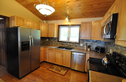 North Kawartha Cottage | Chandos Lake Luxury!