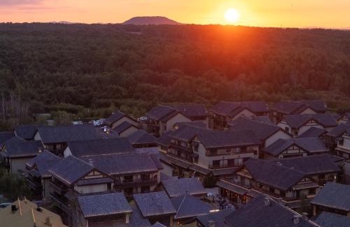Changbai Mountain North Slope Hotel | Changbai Mountain Lanpu Design Hotel