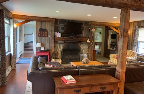 Wilmington Other | Change of colors! Enjoy 12 acres with an outdoor fire gaze at the stars.