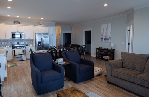 Prudenville House | Changes in Latitude: Fall in Love with Houghton Lake – Nature at Its Finest!