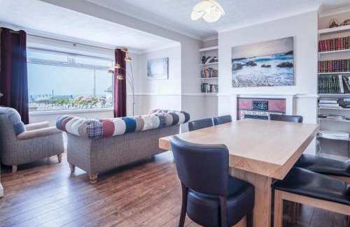 Rhossili House | Channel View – 3 Bedroom House - Rhossili Bay