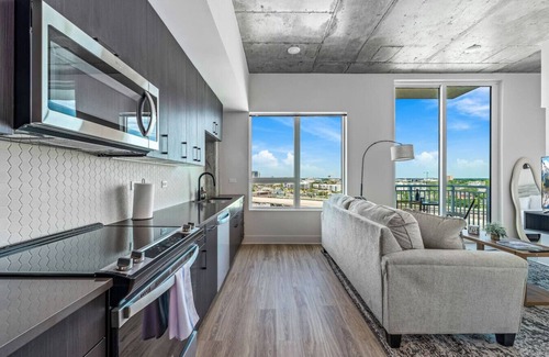 Channel District Apartment | Channelside High Rise | Perfect for Remote Work!
