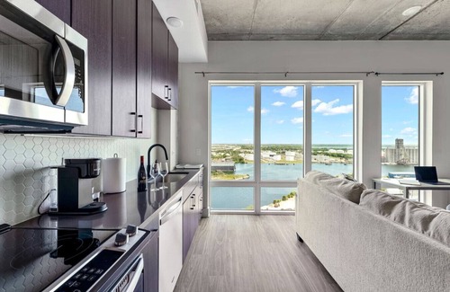 Channel District Apartment | Channelside Oasis for Remote Workers! Steps to DT