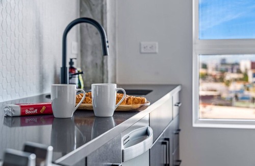 Channel District Apartment | Channelside Oasis: Perfect for your Business Trip!