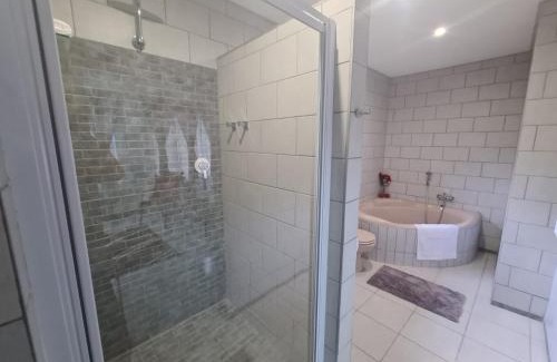Meer En See House | Chantelle's Overnight Room