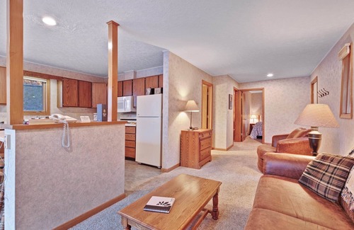 Eagle River House | Chanticleer Inn Villa 5