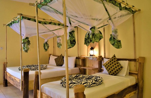 Moshi Cabin | Chanya Lodge