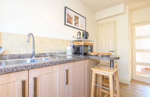 Roundhay House | Chapel Allerton Family Bliss - Near Roundhay Park | Pass the Keys