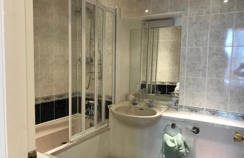Atherstone Hotel | Chapel House