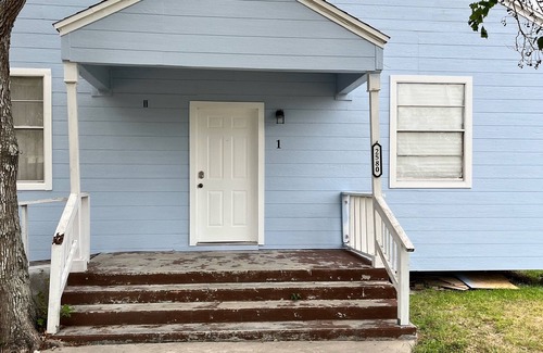 Ingleside Apartment | Chapel House