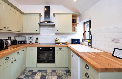 Denbigh Cottage | Chapel in Denbighshire near Snowdonia