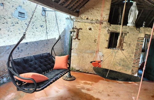 Longny-au-Perche House | Chapel/romantic dinette by the fire in winter, by the water in summer