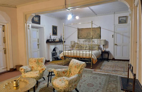 Shimla House | Chapslee Hotel
