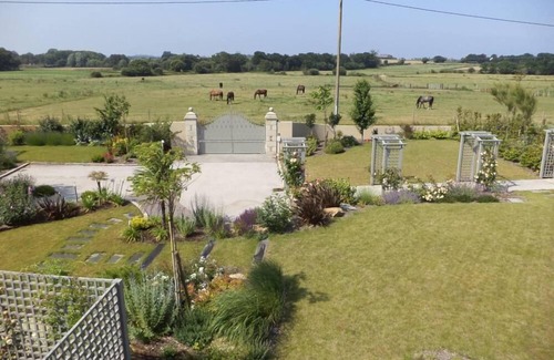 Saint-Meloir-des-Ondes House | Character house completely renovated