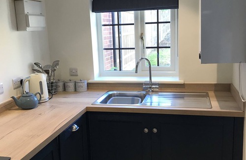 Ringstead House | Character 2 bed cottage, sleeps 3 comfortably