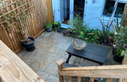 Wick Cottage | Character Cottage Near Bath