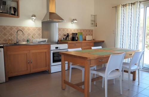 Sene Cottage | Character cottage, view of the Gulf of Morbihan, beach 150m, Vannes 10mn