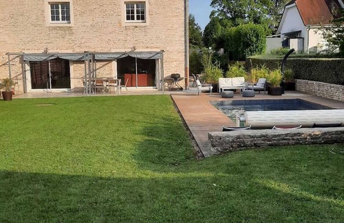 Marsannay-le-Bois House | Character house with swimming pool