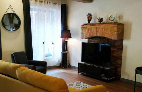 Louhans House | character house
