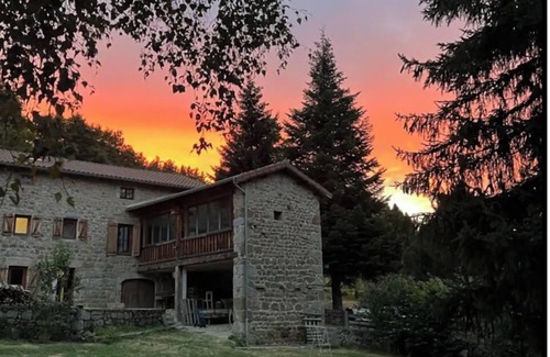 Viverols House | Character house