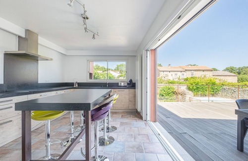 Saint-Denis House | Character House in France with Pool