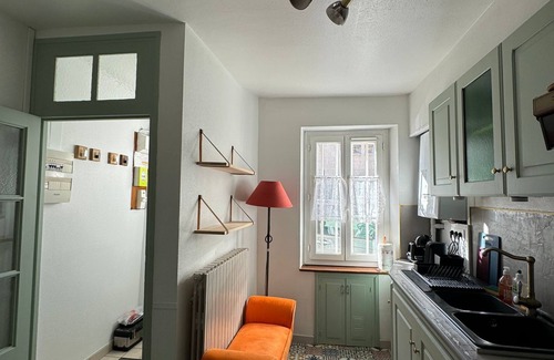 Foix House | Character house, located beneath the Château de Foix. Ideal for families.
